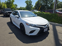 2020 Toyota Camry Hybrid SE